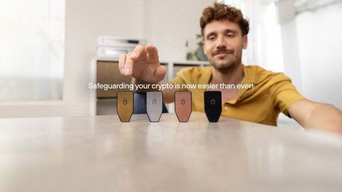 Comparison of Trezor Safe models and accessories for secure storage of Bitcoin and other cryptocurrencies